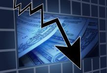 Bitcoin se desploma hasta por debajo de los 23 mil dólares